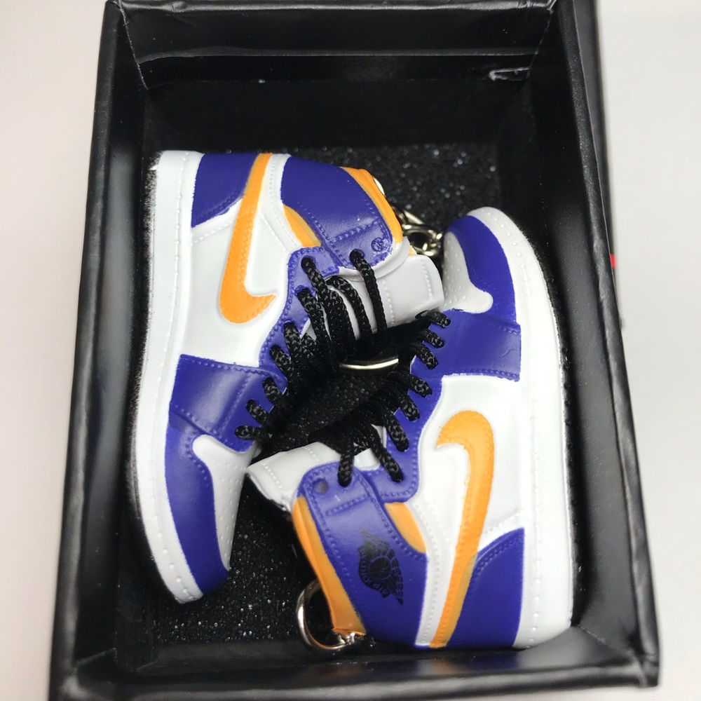 3D keychains - Sneakers - Jordan 1 Retro - Hype. - Picture 8 of 10